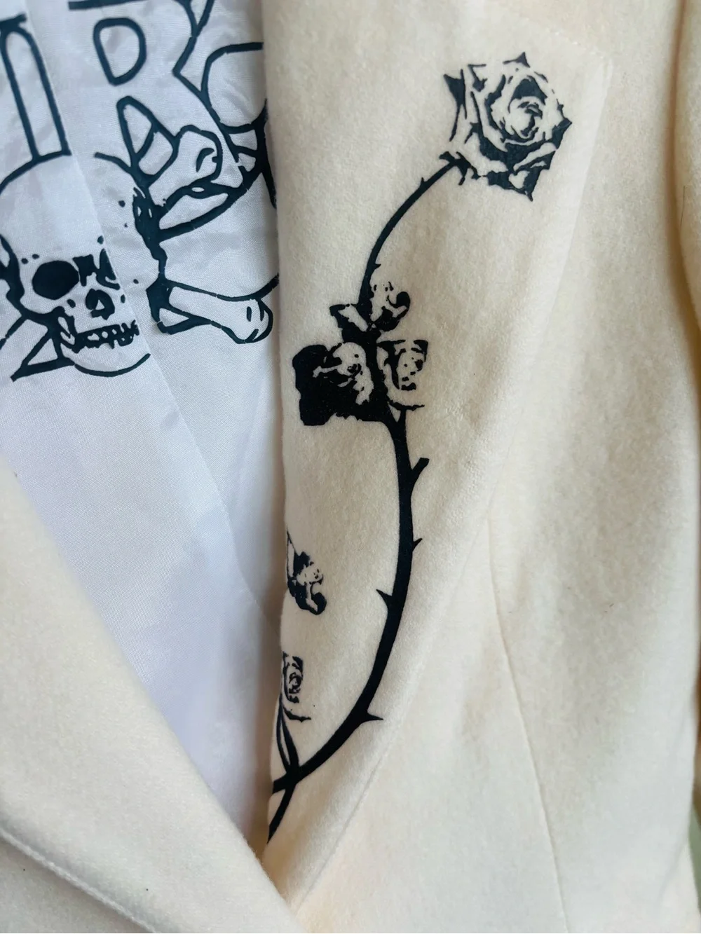 Vintage Y2K Rock & Republic Cream Grunge  Punk Blazer Size: Medium